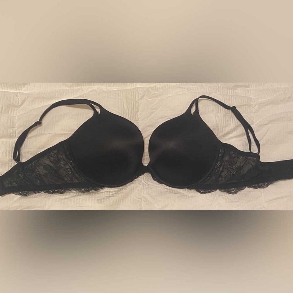 Women’s push-up bra